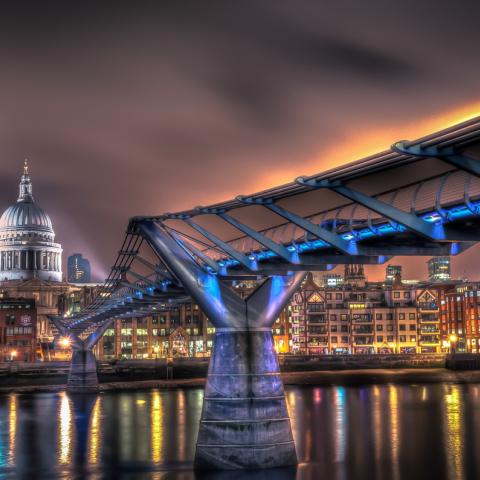 The Bridge to St Paul's Cathedral, London | N.Jackson